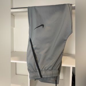 Nike Dri-FIT Men's Training Pants CU4957-084 Size Medium